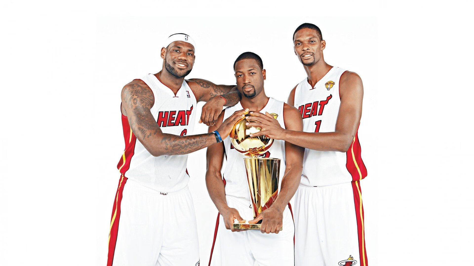 “意甲梅开二度，争冠之路坦荡前行”，意甲全场